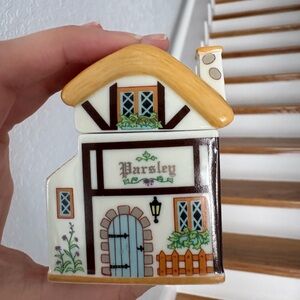 Lenox 1994 Vintage Canterbury Crossing  Parsley Spice Jar